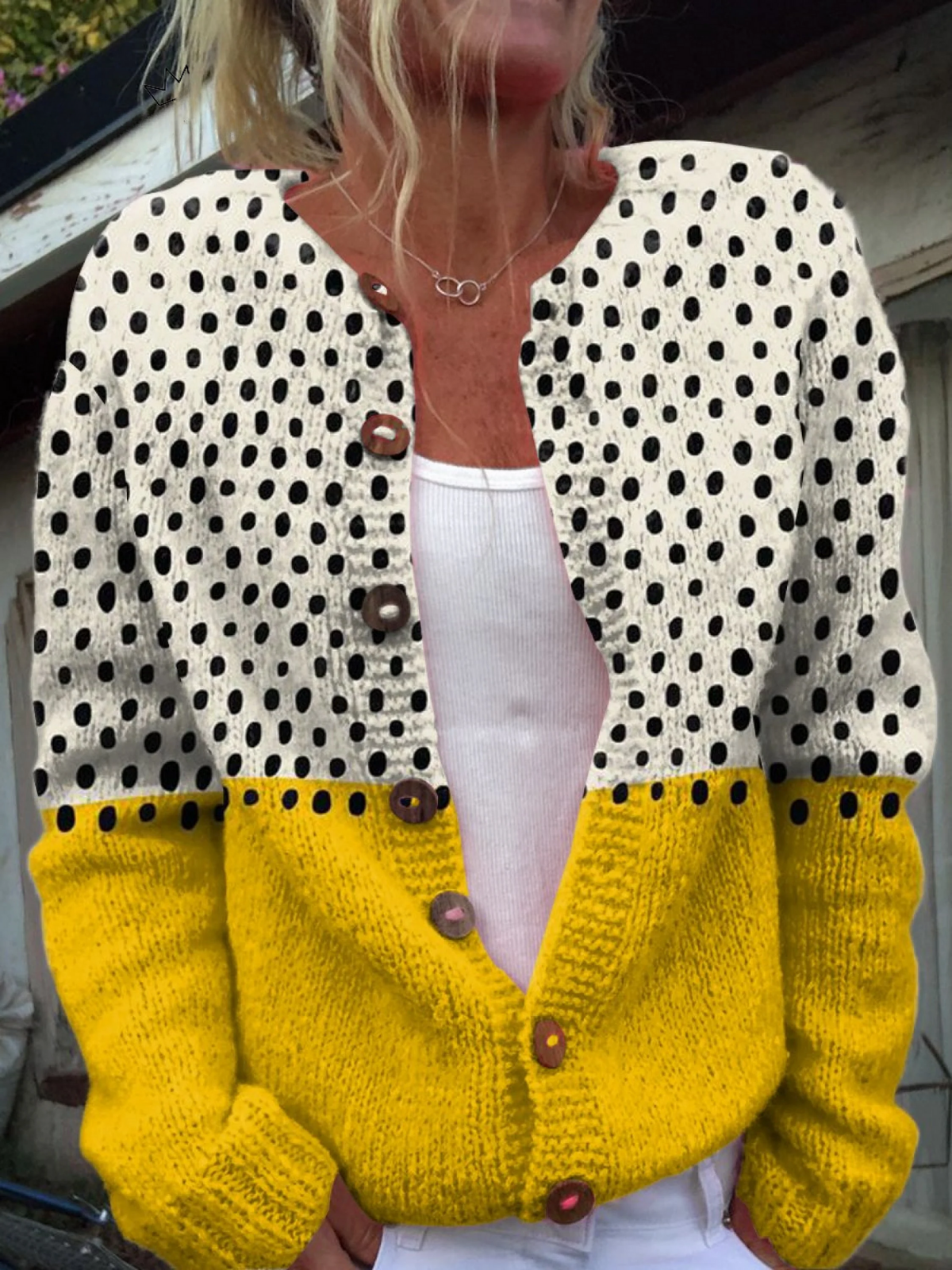 Monique | Geel Polkadot Print Knoop Vest