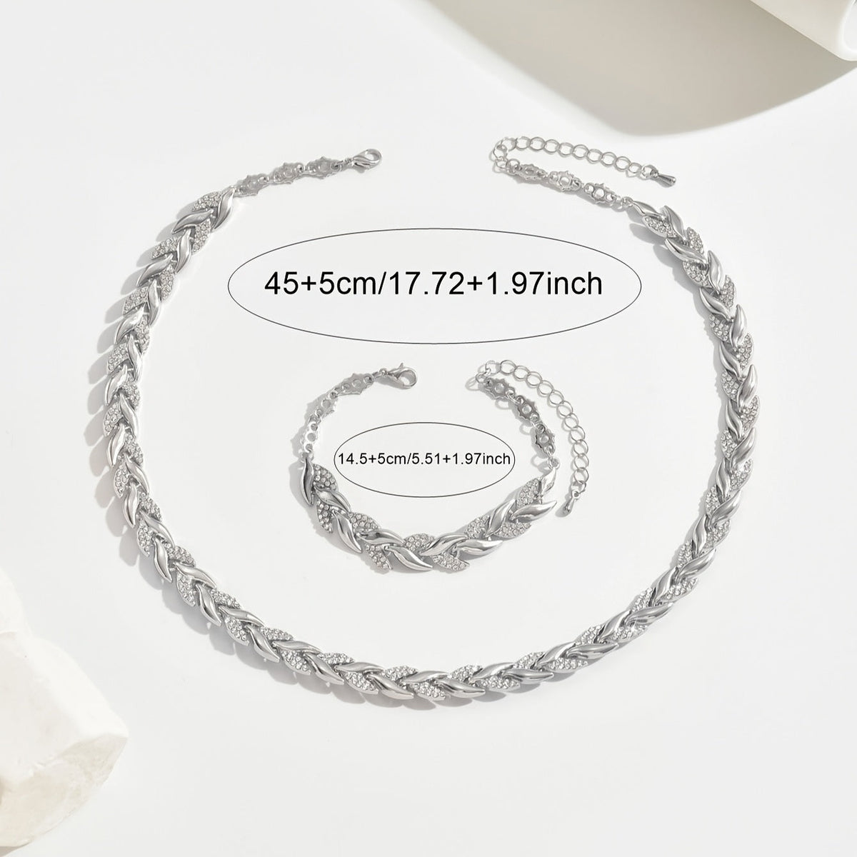 Claudine™ | Handgemaakte ketting in de vorm van een vissenstaart