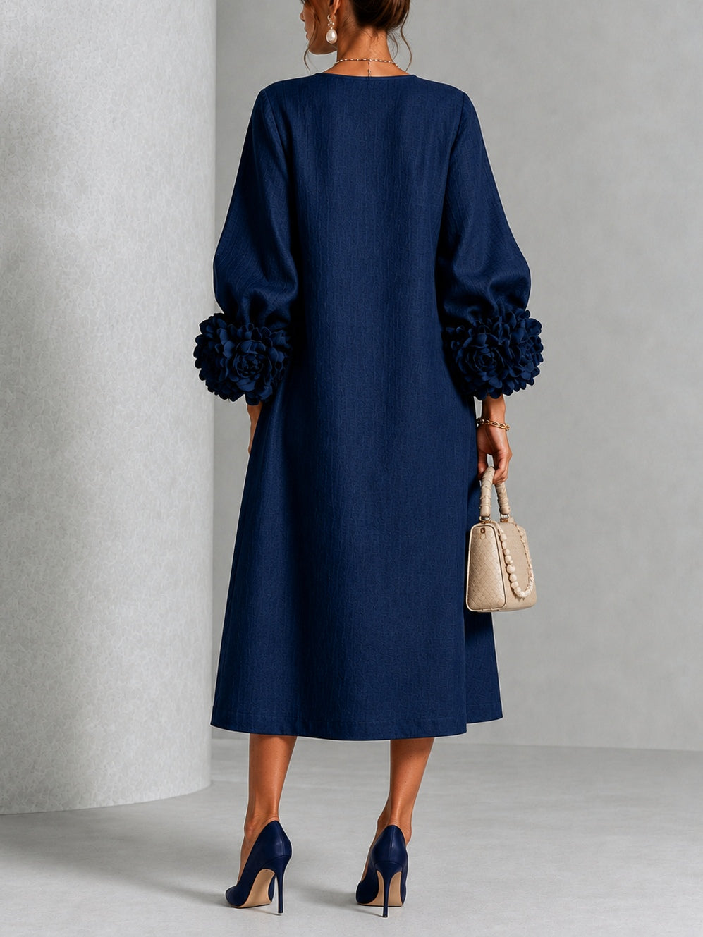 Eveline™ | Elegante Midi Jurk met Bloemdetails